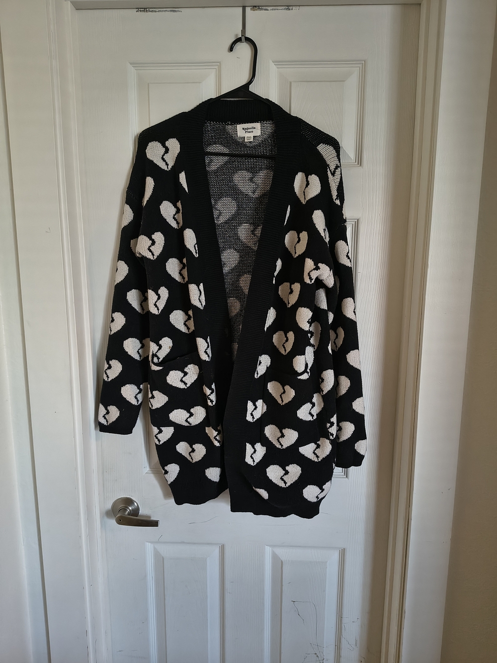 Unique Vintage Black and White Heartbreak Open Cardigan